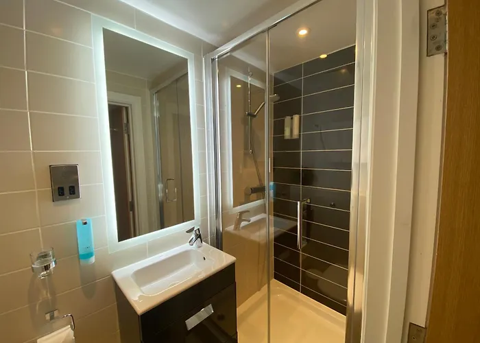 The Suites - St Pancras Hotel Group London