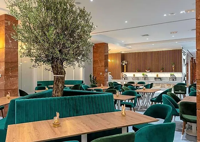 Leva Hotel And Suites Opposite Downtown Dubai
