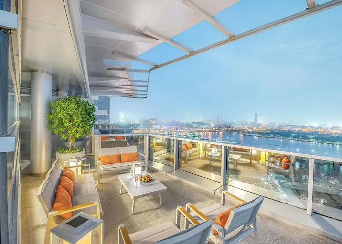 Moevenpick Dubai Creek Hotel