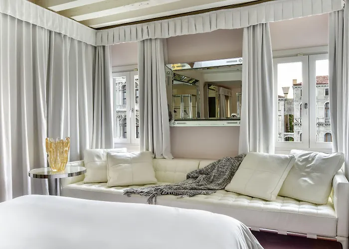 Hotel Palazzina Grassi Venice