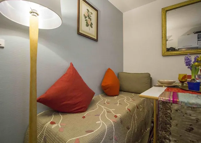 Hotel Des Arts Montmartre Paris